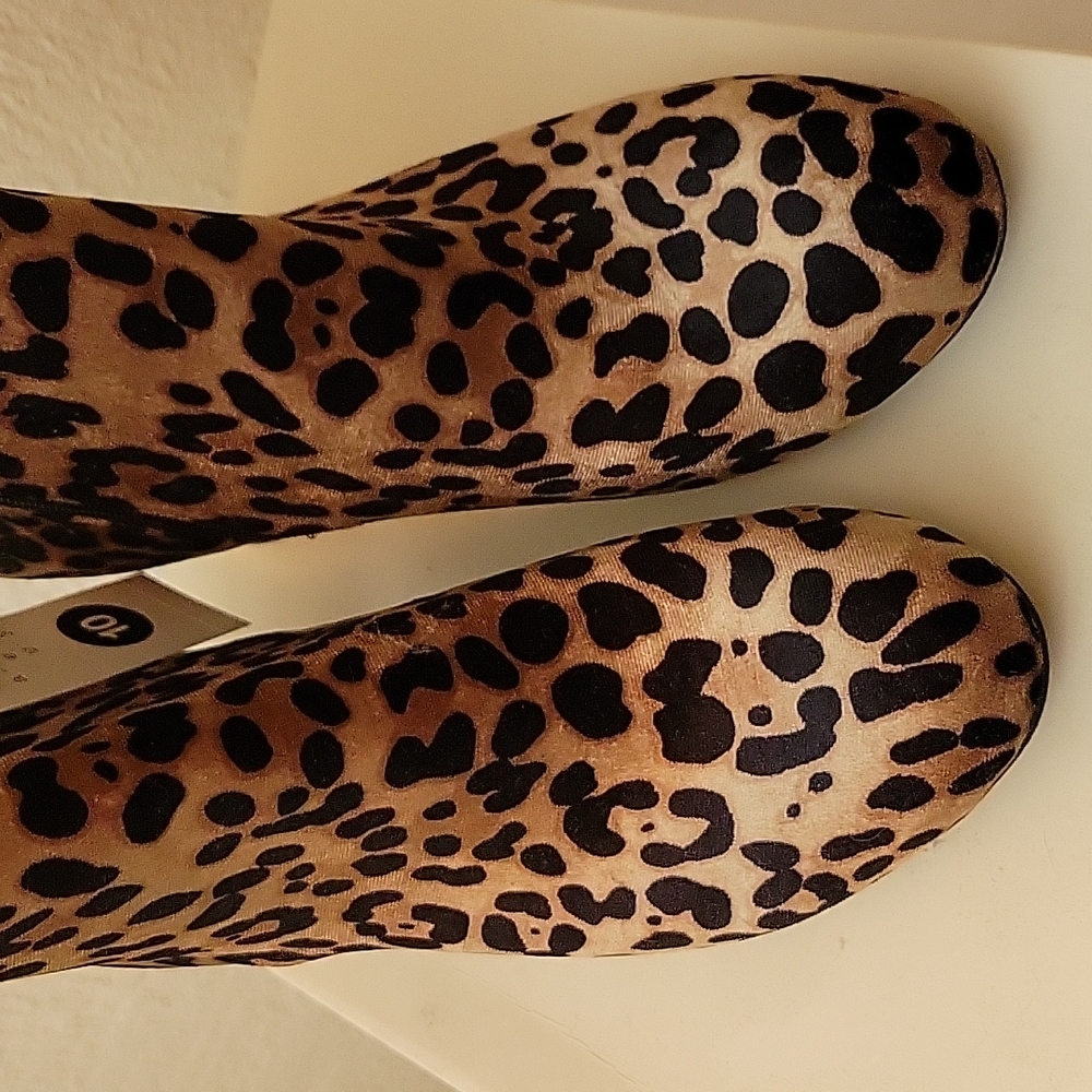 Boots - Picture 2 of 4